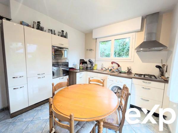 Maison individuelle avec deux logements – Terrain de 1000 m² – Garage – Voglans