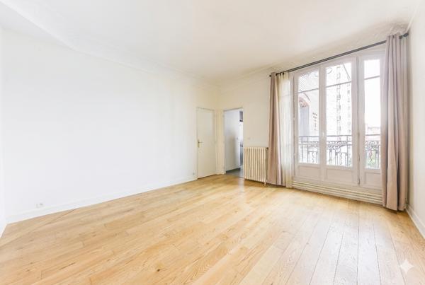 Montrouge (92120) Coup de coeur, sans vis-à-vis, proche des commerces