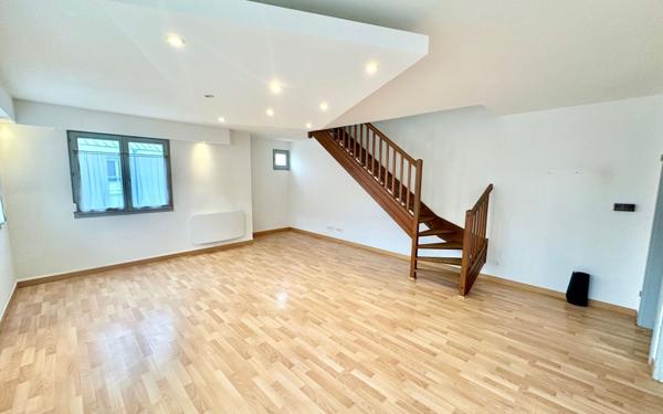 Appartement à louer    3 pièces • 73,78 m2 Ostwald