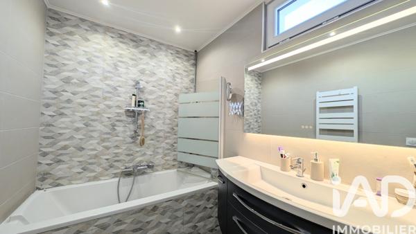 Maison à vendre 8 pièces 157 m² Saint-Michel-sur-Orge