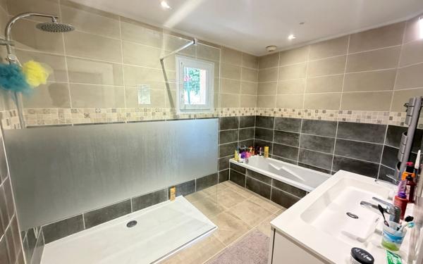 Maison à vendre    4 pièces • 125 m2 Jarjayes