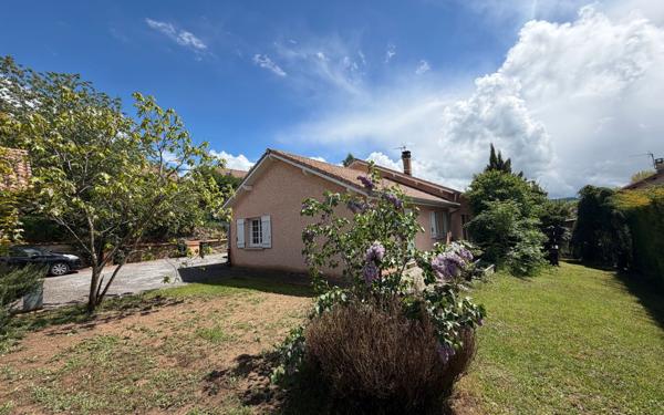 Maison à vendre    4 pièces • 125 m2 Jarjayes