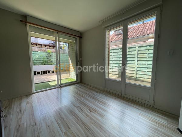 Vente
                Appartement72 m² - 3 Pièces -
                    Tarbes (65000)