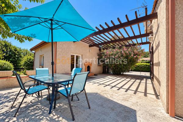 Vente
                Maison155 m² - 6 Pièces -
                    LAVAUR (81500)