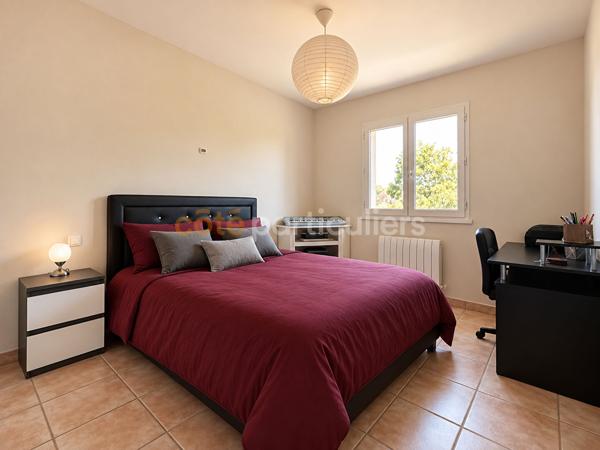 Vente
                Maison155 m² - 6 Pièces -
                    LAVAUR (81500)
