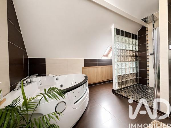 Maison à vendre 6 pièces 122 m² Ris-Orangis