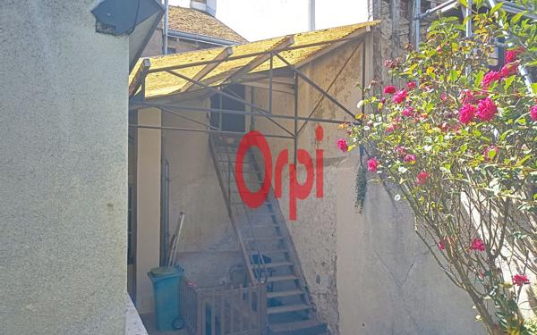 Maison à vendre    4 pièces •  Mondoubleau