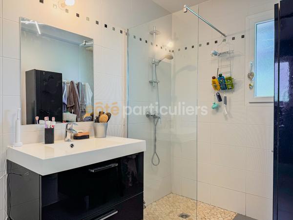 Vente
                Maison153,5 m² - 5 Pièces -
                    CONDE SUR VIRE (50890)