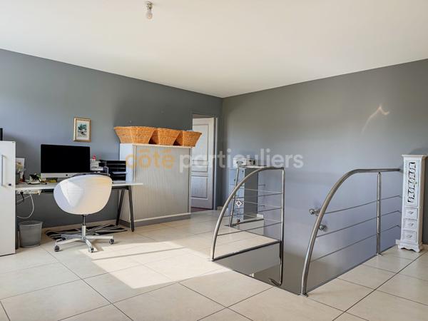 Vente
                Maison153,5 m² - 5 Pièces -
                    CONDE SUR VIRE (50890)