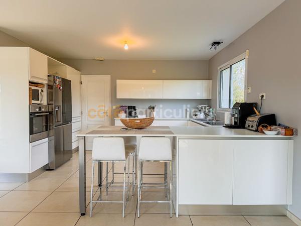 Vente
                Maison153,5 m² - 5 Pièces -
                    CONDE SUR VIRE (50890)