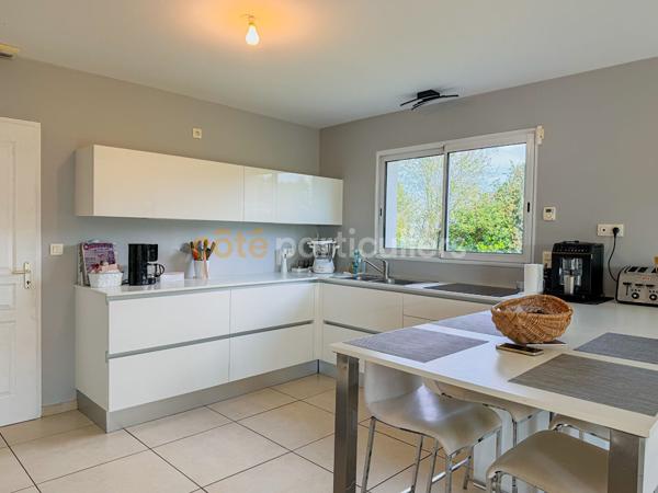 Vente
                Maison153,5 m² - 5 Pièces -
                    CONDE SUR VIRE (50890)