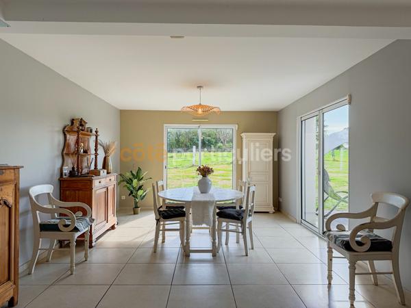 Vente
                Maison153,5 m² - 5 Pièces -
                    CONDE SUR VIRE (50890)