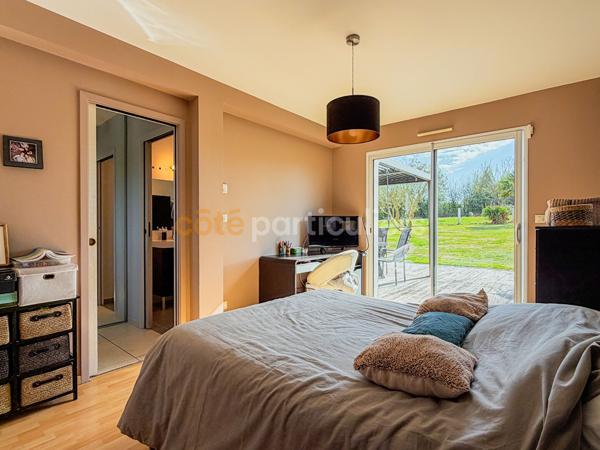 Vente
                Maison153,5 m² - 5 Pièces -
                    CONDE SUR VIRE (50890)