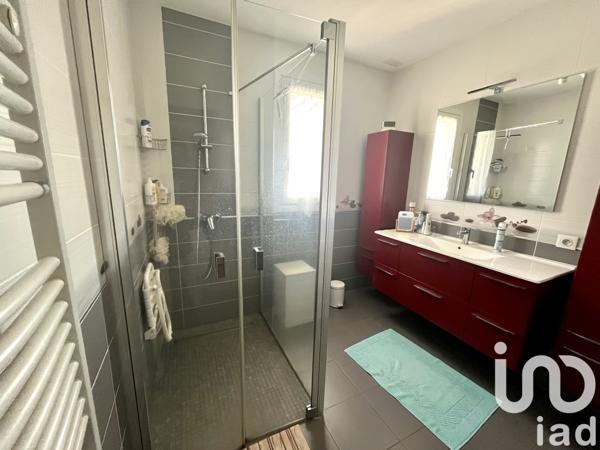 Maison à vendre 7 pièces 155 m² Le Poiré-sur-Vie