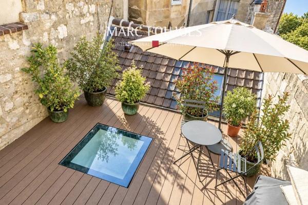 Senlis – Hyper-centre historique – Maison de ville rénovée avec terrasse