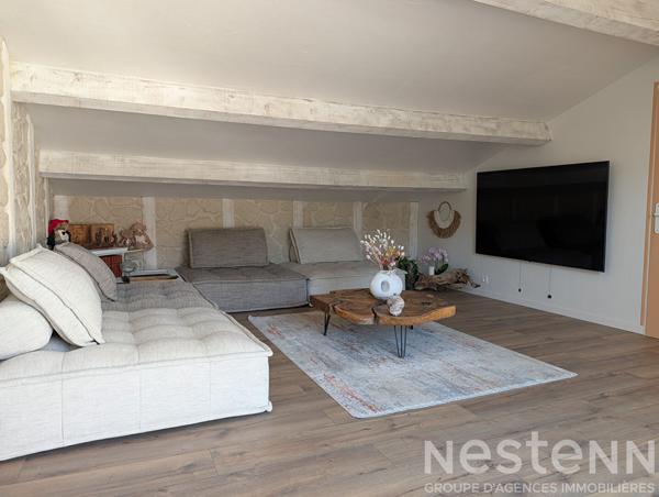 Exclusivité NESTENN : Superbe appartement 4 pièces avec terrasse à Collobrières