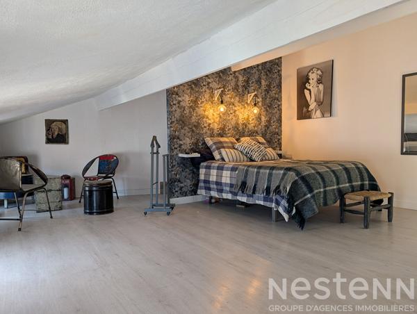 Exclusivité NESTENN : Superbe appartement 4 pièces avec terrasse à Collobrières