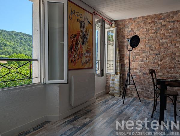Exclusivité NESTENN : Superbe appartement 4 pièces avec terrasse à Collobrières