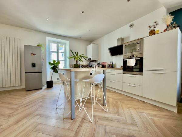 Appartement - À vendre - 93 m² - LAVAL | The Door Man