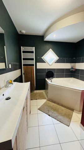 MAISON CONTEMPORAINE A VENDRE ROMORANTIN NORD