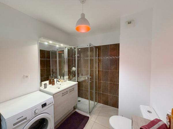 Appartement Le Pradet 2 pièce(s) 35.72 m2 - LE PRADET - Résidence récente sécurisée et proche du Centre-ville