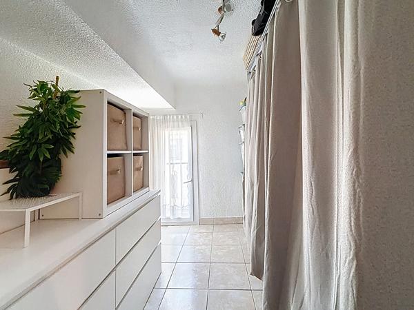 A VENDRE EXCLUSIVITE ! GRAND APPARTEMENT T2 bis / 3 pièces de 60m² - Proche des commodités !