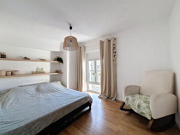 A VENDRE EXCLUSIVITE ! GRAND APPARTEMENT T2 bis / 3 pièces de 60m² - Proche des commodités !