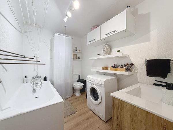 A VENDRE EXCLUSIVITE ! GRAND APPARTEMENT T2 bis / 3 pièces de 60m² - Proche des commodités !
