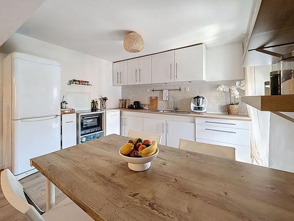 A VENDRE EXCLUSIVITE ! GRAND APPARTEMENT T2 bis / 3 pièces de 60m² - Proche des commodités !