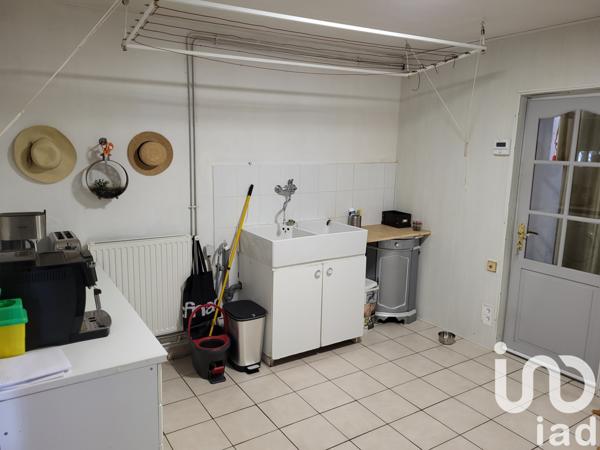 Maison à vendre 7 pièces 195 m² Luynes