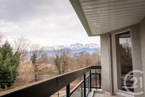 Appartement T3 à vendre  3 pièces - 105 m 2   MEYLAN  - 38