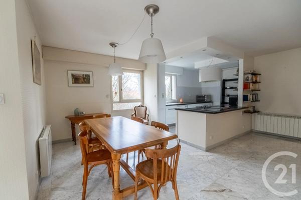 Appartement T3 à vendre  3 pièces - 105 m 2   MEYLAN  - 38