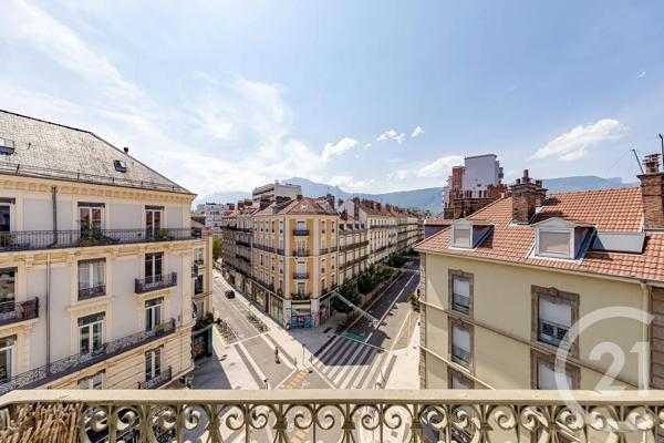 Appartement T3 à vendre  3 pièces - 105 m 2   MEYLAN  - 38
