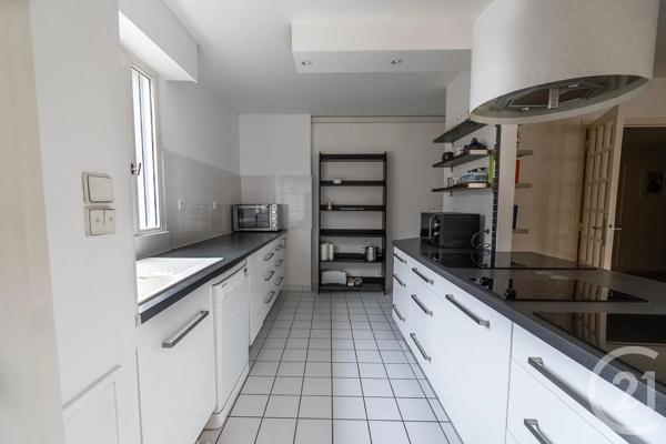 Appartement T3 à vendre  3 pièces - 105 m 2   MEYLAN  - 38