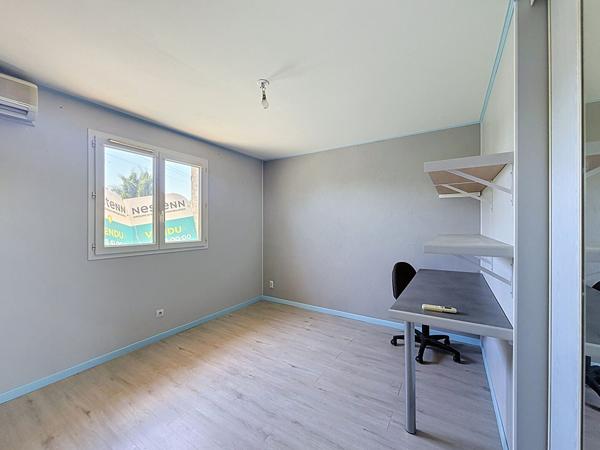 Belle Maison à Saint Maurice de Gourdans, 6 pièces , 135m² avec piscine, garage, terrain 1000m².