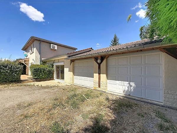 Belle Maison à Saint Maurice de Gourdans, 6 pièces , 135m² avec piscine, garage, terrain 1000m².