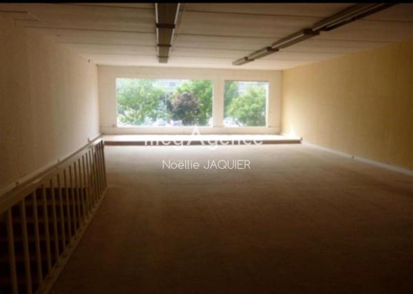 Local Commercial à CHERBOURG-EN-COTENTIN, 50100 - 6 pièces 456m²