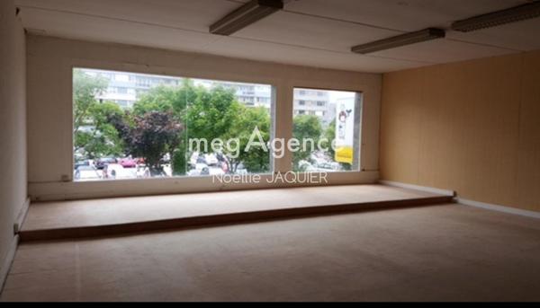 Local Commercial à CHERBOURG-EN-COTENTIN, 50100 - 6 pièces 456m²