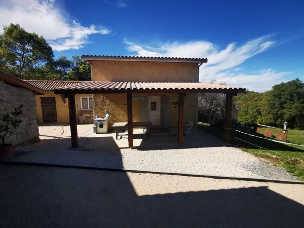 Propriété de 2 maisons avec piscine sur 11ha Armous et Cau (Gers)