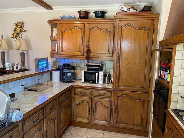 Maison sur deux niveaux avec jardin clôturé, à proximité de Villeréal