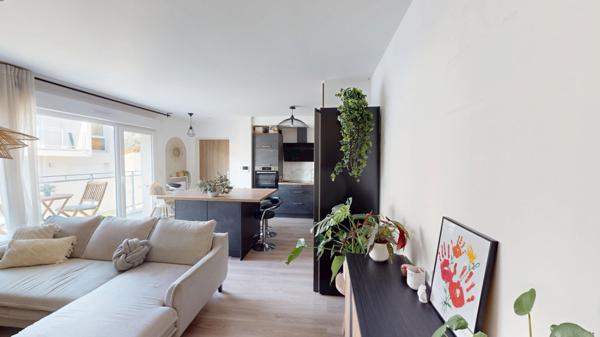 Appartement Romainville 3 pièce(s) 64.05 m2