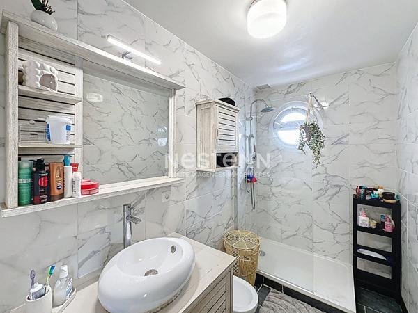 Maison 5 pieces, 4 chambres, 107m2, garage, Savigny le temple