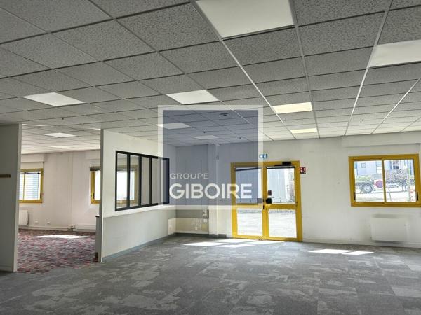 Local d'activites 494 m² à louer CESSON-SVIGN (réf : 35.7257)