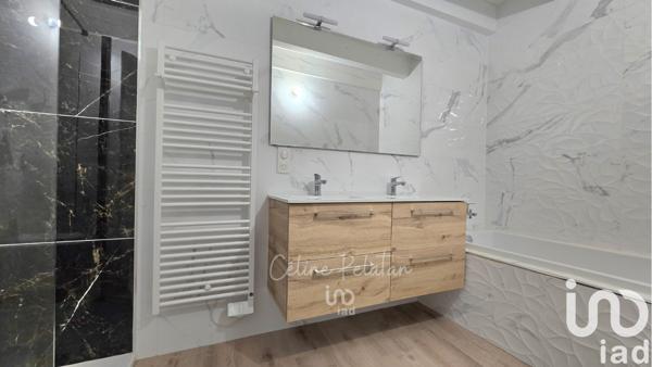 Maison à vendre 4 pièces 101 m² Saint-Laurent-d'Aigouze