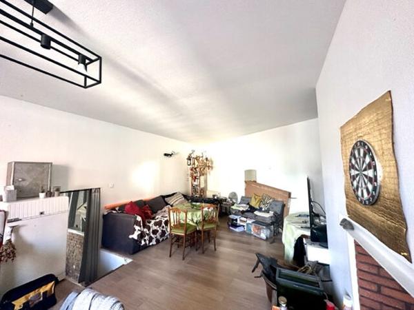 Ensemble immobilier DARNETAL 123 M2