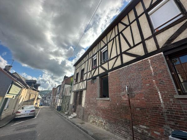 Ensemble immobilier DARNETAL 123 M2