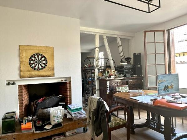 Ensemble immobilier DARNETAL 123 M2