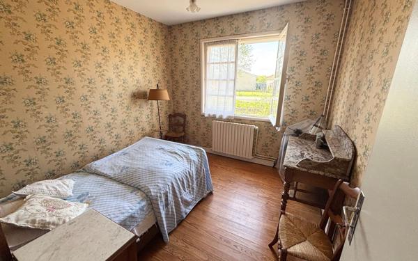 Maison à vendre    5 pièces •  Narrosse