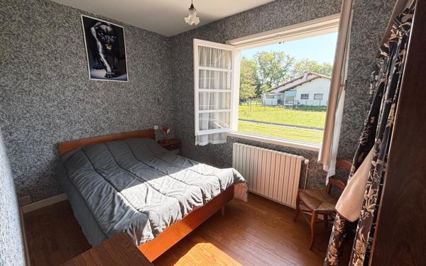 Maison à vendre    5 pièces •  Narrosse