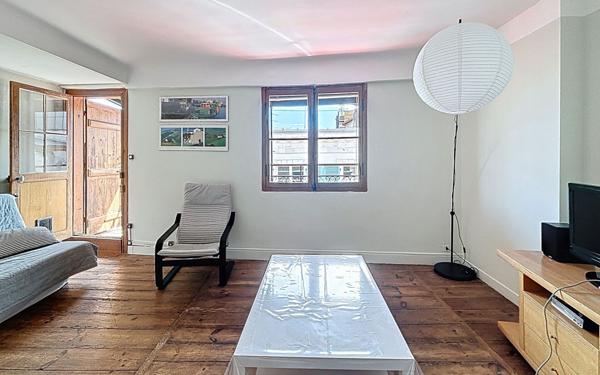 Appartement à vendre    3 pièces • 70 m2 Bayonne